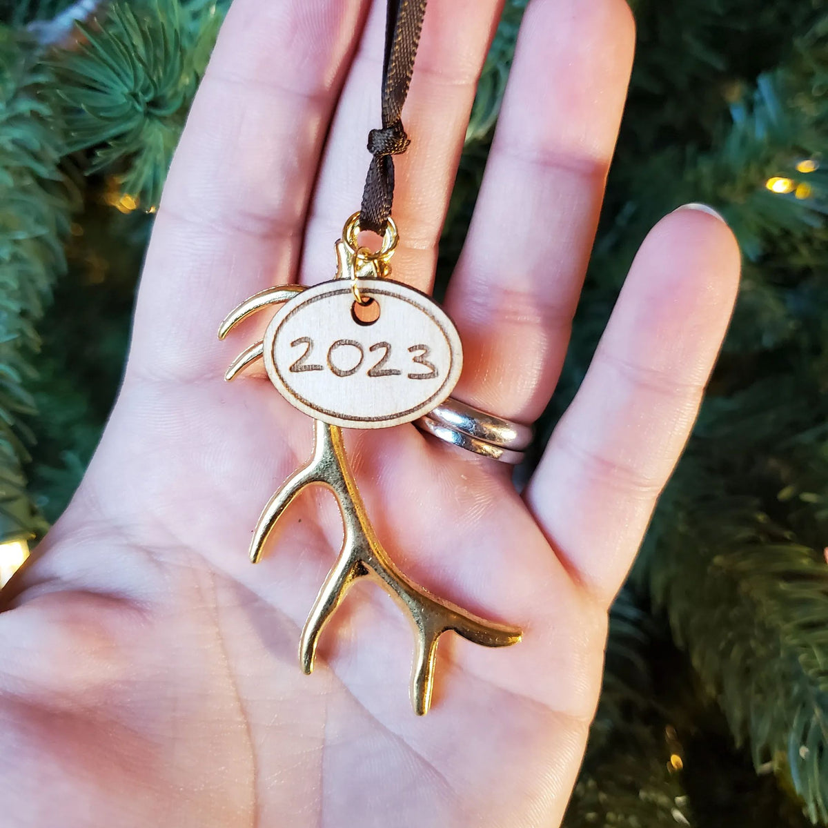 ✨2023 Hunting Christmas Tree Ornament🦌
